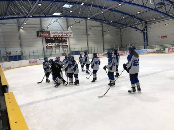 Mistrovské utkání MBK Vyškov vs HC Lvi Břeclav | Městský Bruslařský Klub Vyškov
