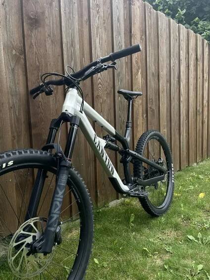 Canyon spectral 27 Al 6 za 58 000 Kč