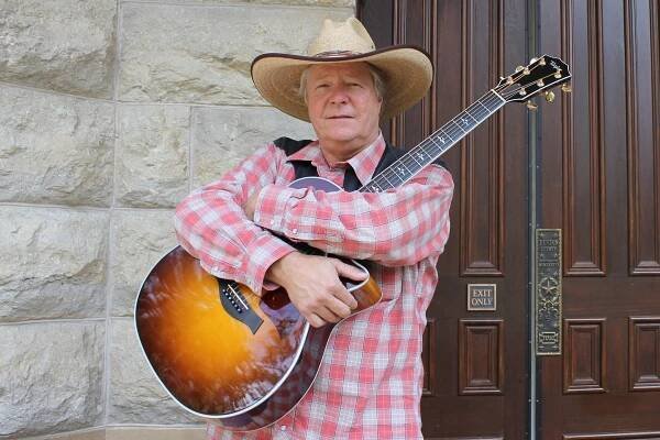 Dave Thomas - Pictures