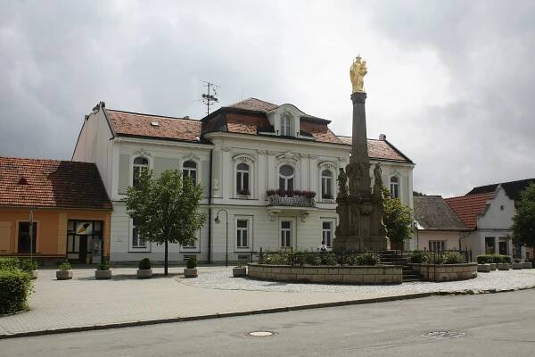 Soubor:Valašské Klobouky (1).jpg – Wikipedie