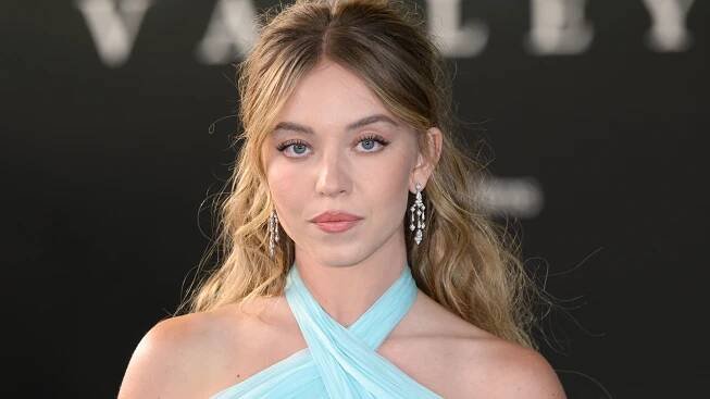 Sydney Sweeney Does Old Hollywood Glamour in London