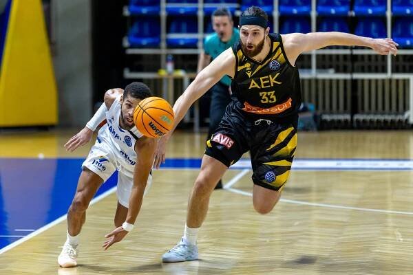 OBRAZEM: Liga mistrů v Opavě bavila. Drama pro Maccabi