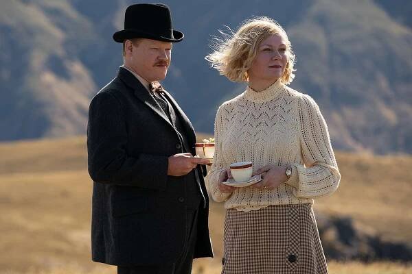 Jane Campion Becomes First Woman Nominated for Best Director Oscar Twice with 'Power of the Dog' Nod
