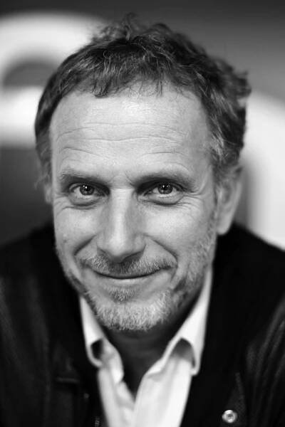 Portraits | Iannis Pledel