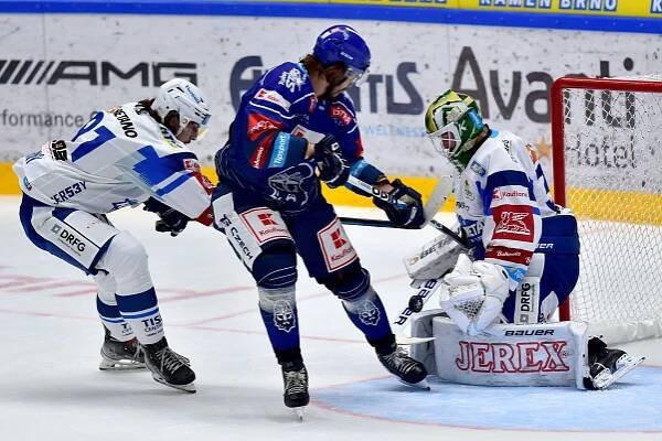 Hokejisté HC Kometa Brno a Rytíři Kladno v utkání Tipsport extraligy ELH 2022-2023 - sledujte hokej Kometa vs Kladno živě v live streamu online zdarma