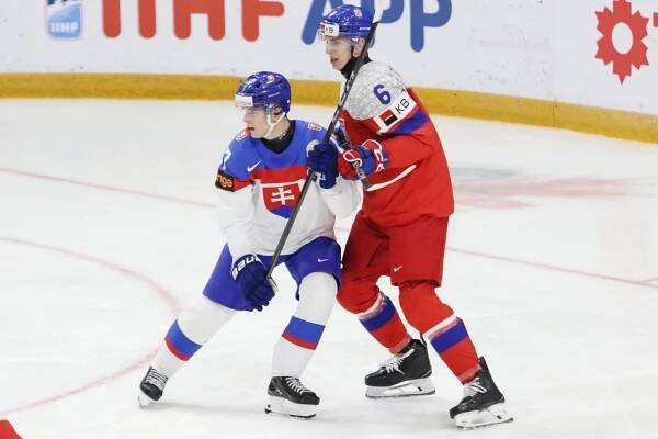 MS v hokeji U20 2025: Slovensko prehralo v treťom zápase s Českom | SPORTNET