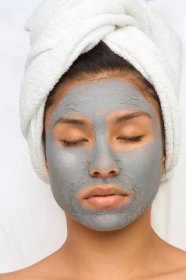 Beauty Treatment Teen in Spa Stock Image - Image of elegance, hair: 2981747