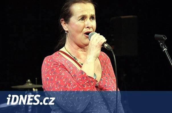 Horká se covidem nakazila schválně. Syn zesnulé zpěvačky spílá antivaxerům - iDNES.cz