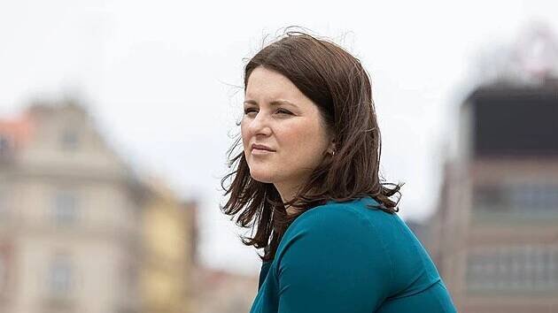 Asistentka exministryně Maláčové, která pečovala o dětskou skupinu: Pracovala jako prostitutka Sára?