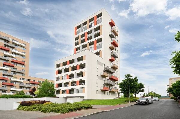prodej bytu 2+kk, 57m2, OV, B, parkovací stání Modenská 746/7, Praha 10 - Horní Měcholupy - Radek Niezgoda