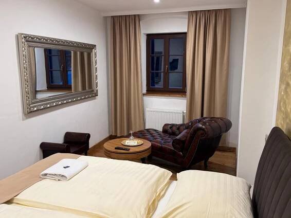 Pension & Restaurant Atmosféra, Loket | Hotel.cz