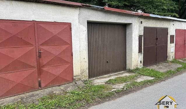 Prodej garáže na ulici U Jatek v Polné okr. Jihlava | Reality.iDNES.cz 