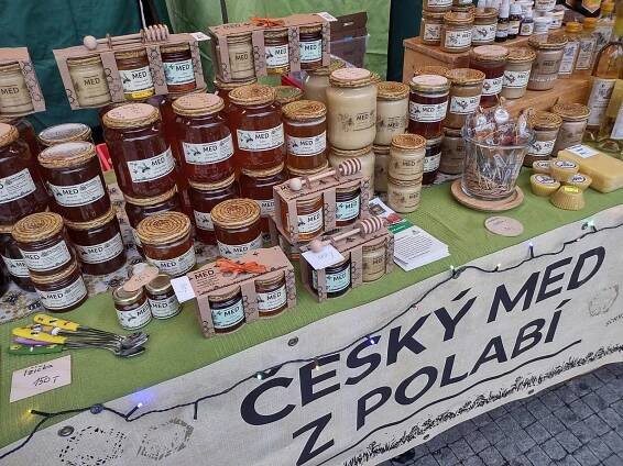 Farmářské trhy na Jiřího z Poděbrad | SVOBODA & WILLIAMS