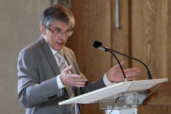 Na mezinárodní konferenci promluví slovenský velvyslanec v ČR Peter Weiss :: Regionální zpravodajství