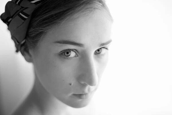 Window Light Portraits - Melanie Smith Photography
