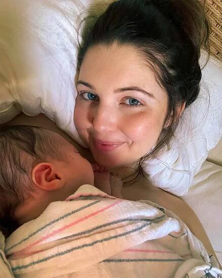 Sammi Hanratty and her newborn baby