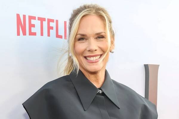 Leanne Morgan Dishes on Her Sitcom's 'Perfect Timing' amid Milestone Year and 'Instant' Bond with Kristen Johnston (Exclusive)