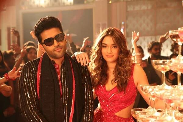 Check out the exclusive leaked images from the sets of Kuch Khattaa Ho Jaay - Rajesh Kumar