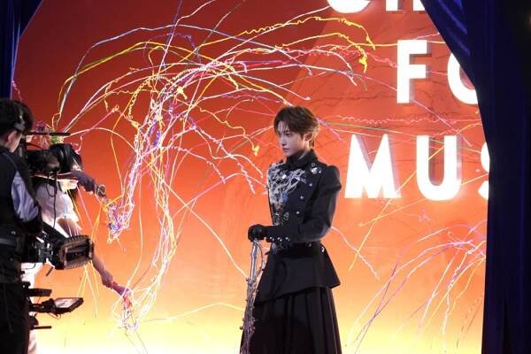 Liu Yu (刘宇) en Julien Fournié lors des TMEA Tencent Music Entertainment Awards 2025
