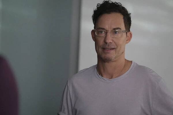 Flash - Timeless - Z filmu - Tom Cavanagh