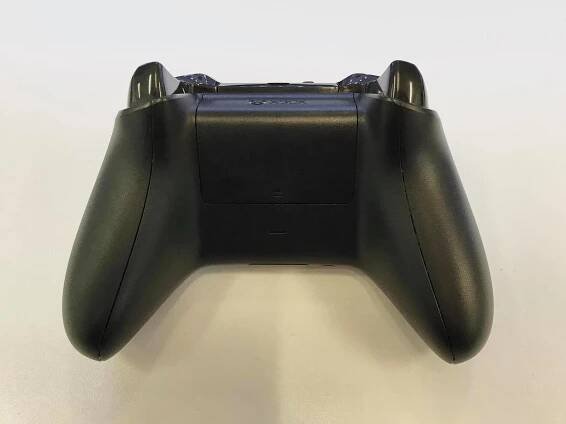 [Xbox One] X Bezdrátový Ovladač - černý (estetická vada)
