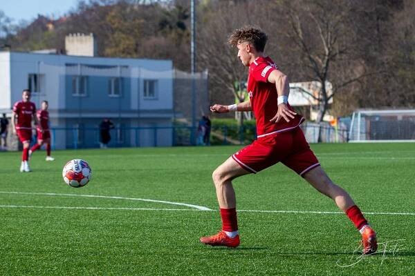 MFK Chrudim "B" vs. Spartak Police nad Metují (1:4) - Baži-foto