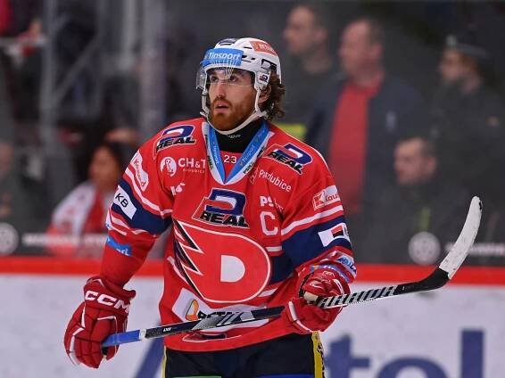 Lukáš Sedlák: Hokejový přestup z NHL do Pardubic