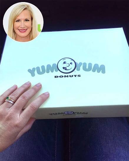 celeb-foodies-angela-kinsey