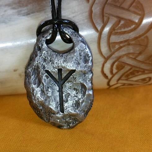 Runový amulet - runa Algiz - Vílí doupátko