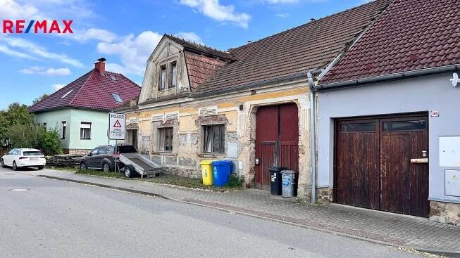 Prodej rodinného domu 3+1, garáž, sklep, pozemek 499m2, Nová Cerekev, 1 100 000 Kč