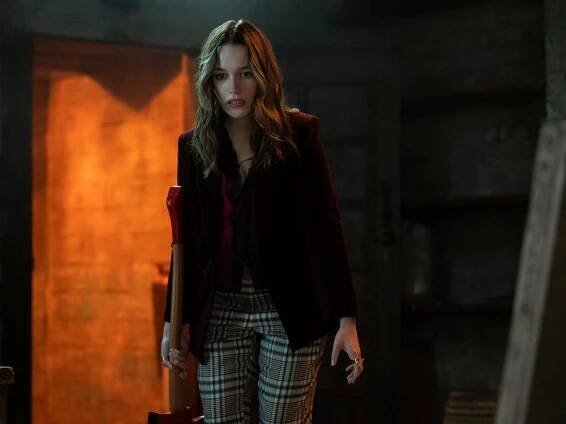 Victoria Pedretti On Netflix's 'You' Season 3 And Love’s Dark New Twists