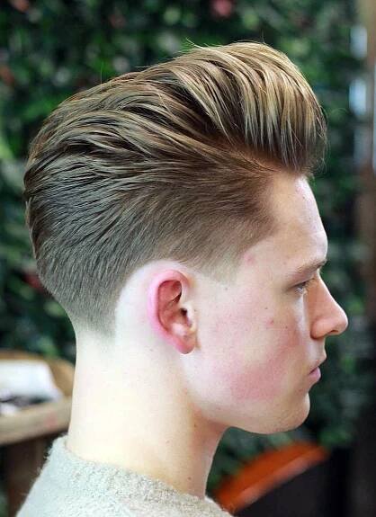 Mid Pompadour Taper