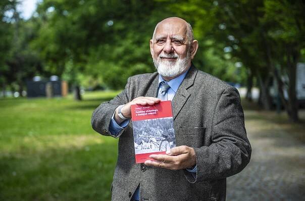 Z tábořiště do archivu. Rozhovor s Tomášem Jelínkem