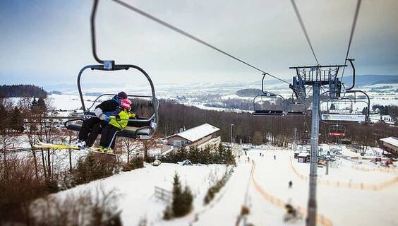 Ski areál Monínec | Lyžování Sedlec-Prčice | NaVylet.cz