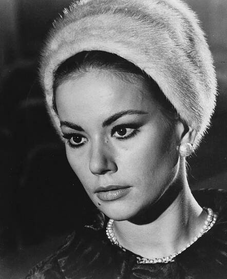 Claudine Auger fotka