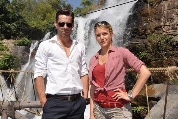 IK 1 - Touristen in Gefahr - Laos - Promo - Tobias Oertel, Eva-Maria Grein von Friedl