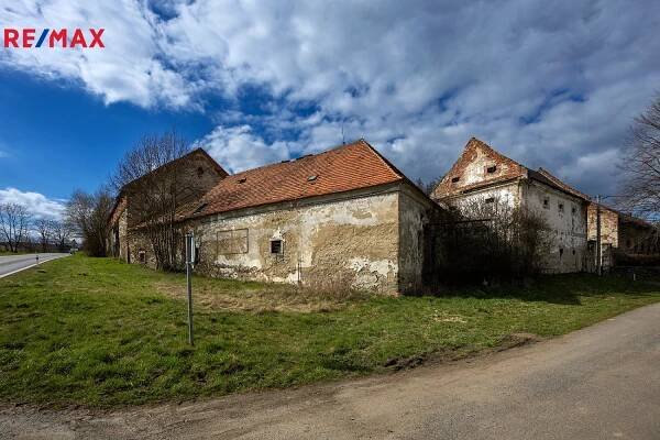 Prodej domu 110 m², Hrádek | Reality RE/MAX