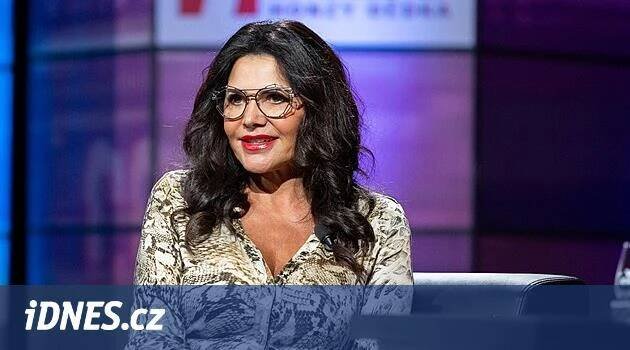 Z kapely mě několikrát vyhodili. Měla jsem postoje a názory, přiznává Ilona Csáková - iDNES.cz