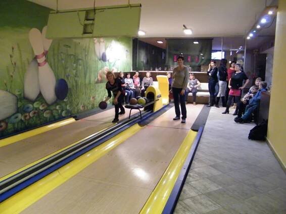 Bowling - Oficiální stránky obce Zdemyslice