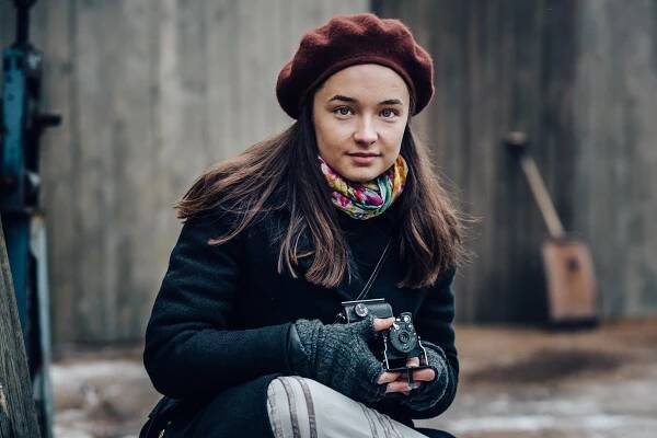 Seitsemäntoista - Promo - Elli Melasniemi