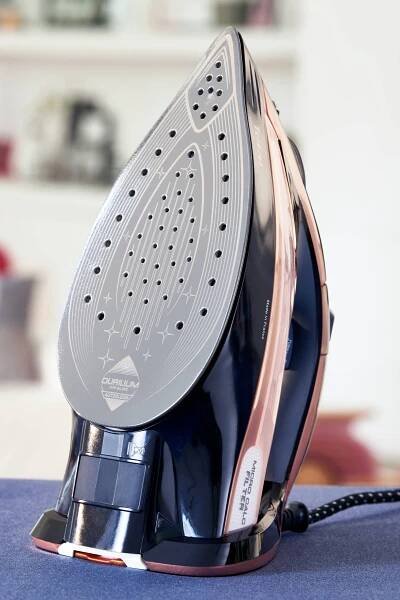 Naparovacia žehlička Tefal Ultimate Pure FV9865E0 Zlatá/Čierna