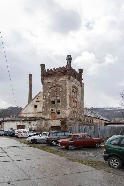 Omšelé, krásné a tajemné Sudety očima poutníka. Netradiční fotoprůvodce Bruntálskem