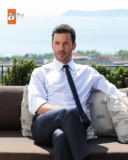 Hande Erçel and Barış Arduç shine in ATV’s Aşk ve Gözyaşı official trailer | Al Bawaba