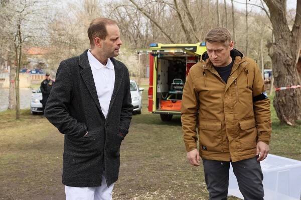 Specialisté - Keny u ledu - Z filmu - Jan Teplý ml., Jacob Erftemeijer
