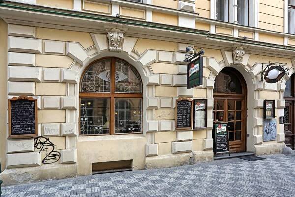 amos-restaurant-08