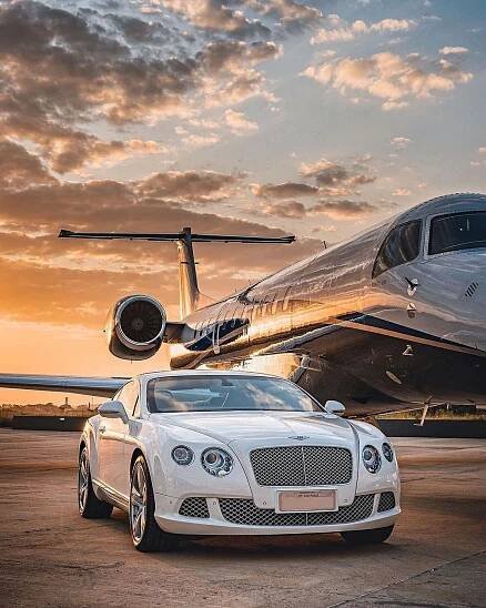 Bentley to the Private Jet 🛩 | Элитные частные самолеты, Элитные путешествия, Роскошные яхты