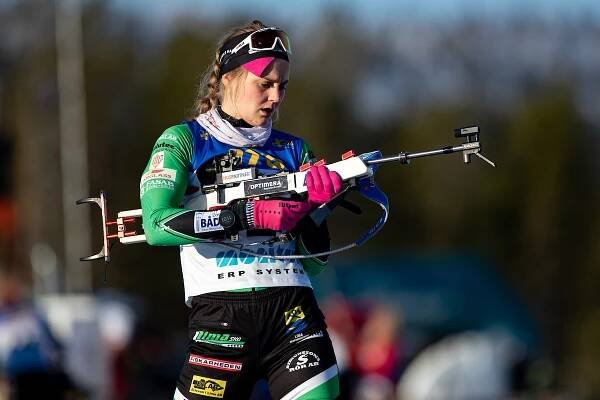 Stina Nilssonová je ve švédské nominaci na domácí Světový pohár. Poprvé zažije biatlon s fanoušky - BiatlonMag