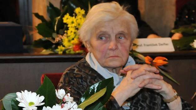 Zemřela brněnská historička umění a znalkyně skla Medková. Dožila se 98 let