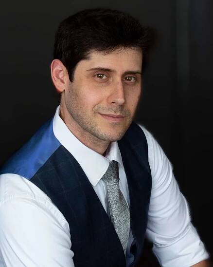 Ben Diskin Headshot