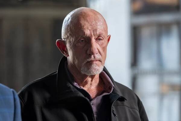 Jonathan Banks in Volejte Saulovi (2015)